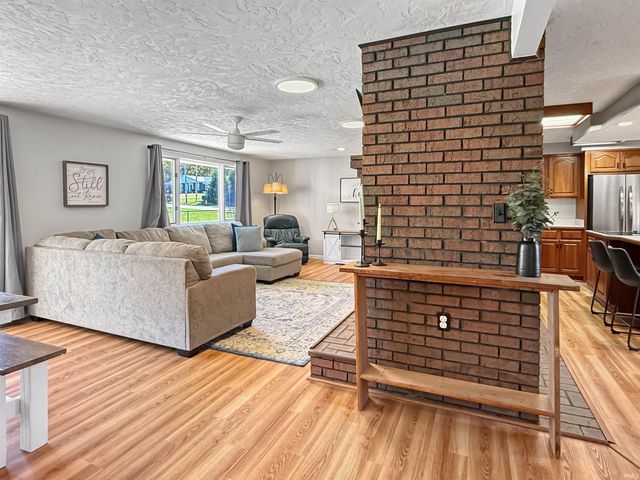 1300 Worrell Drive, Jasper, IN 47546