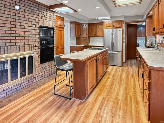 1300 Worrell Drive, Jasper, IN 47546