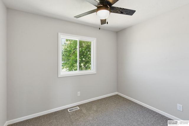 21405 Appaloosa Drive, Elkhorn, NE 68022