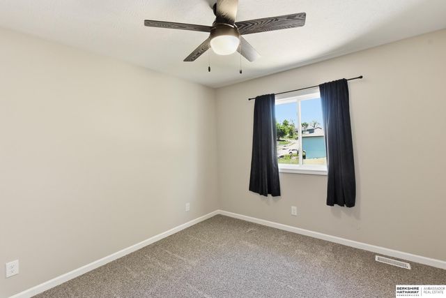 21405 Appaloosa Drive, Elkhorn, NE 68022