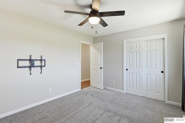 21405 Appaloosa Drive, Elkhorn, NE 68022