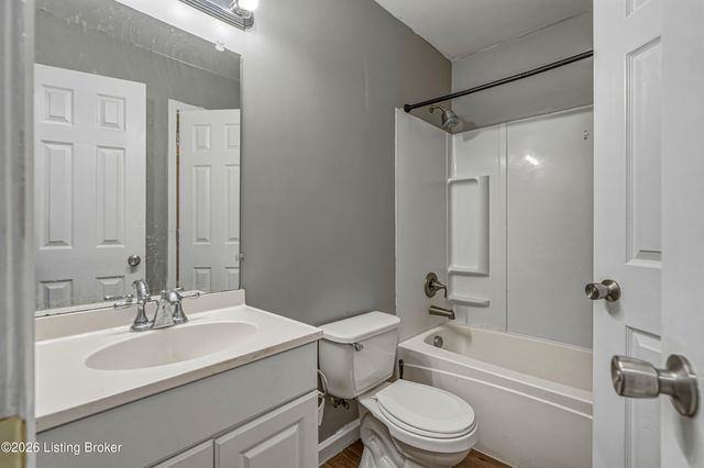 163 E Airview Dr, Elizabethtown, KY 42701