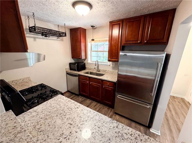 6818 Glenridge Drive H, Atlanta, GA 30328