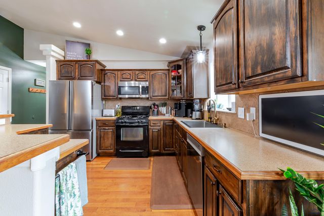 6324 COG HILL LN, Rapid City, SD 57702