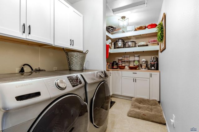 6324 COG HILL LN, Rapid City, SD 57702