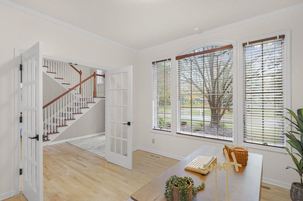 3749 Fairway Drive, Woodbury, MN 55125 — photo 4