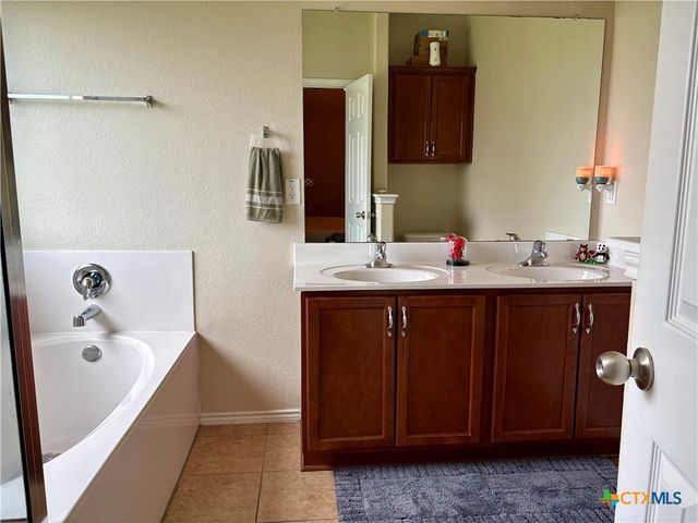 4802 Green Meadow Street, Killeen, TX 76549