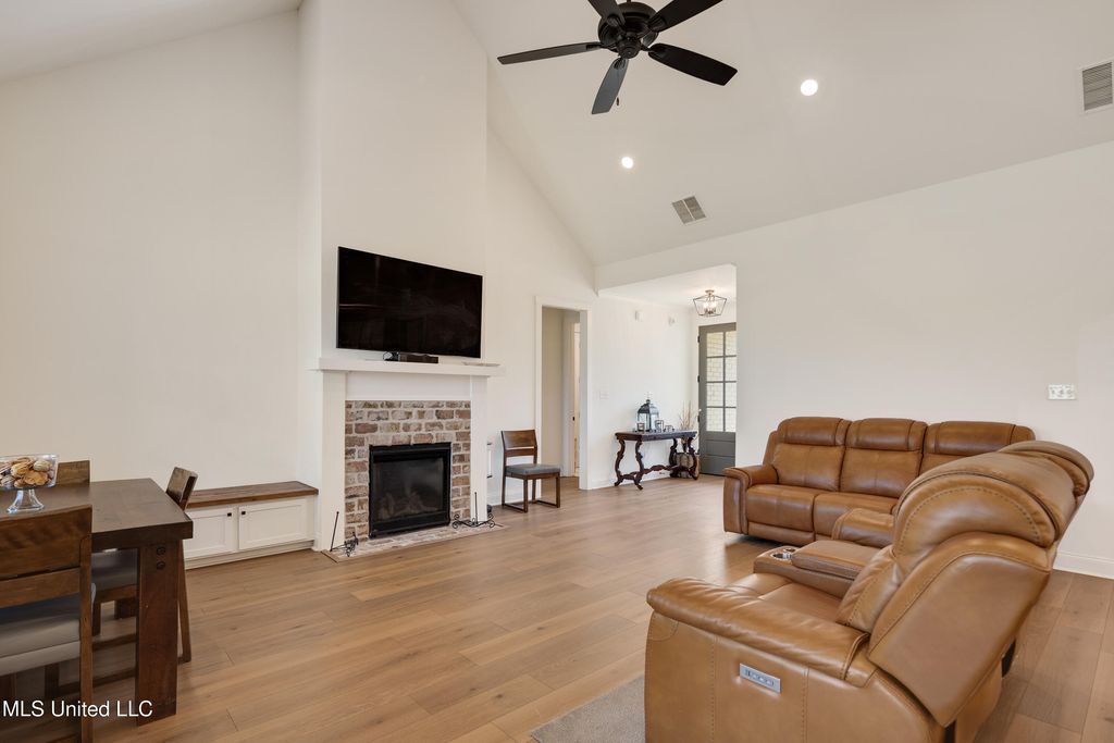 132 Farley Road, Byhalia, MS 38611 — photo 5