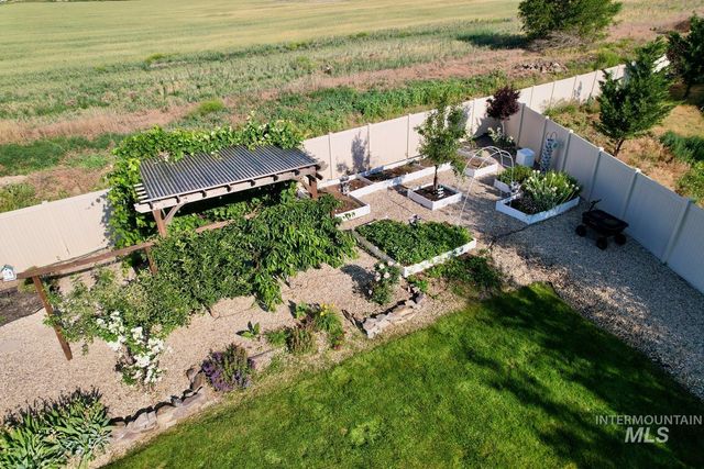 7063 S Pear Blossom, Meridian, ID 83642