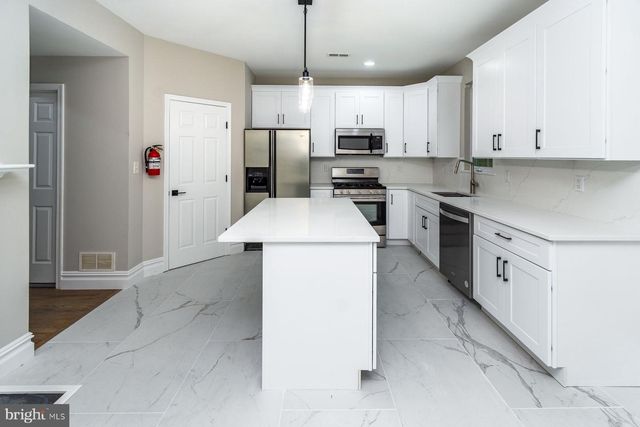 46 HOOVER AVE, Princeton, NJ 08540