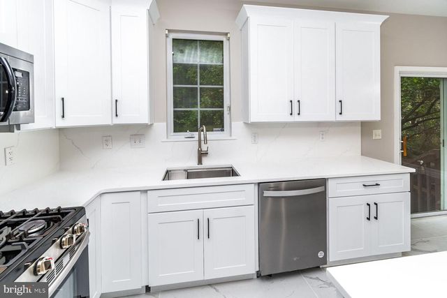 46 HOOVER AVE, Princeton, NJ 08540