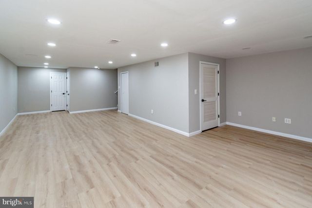 46 HOOVER AVE, Princeton, NJ 08540