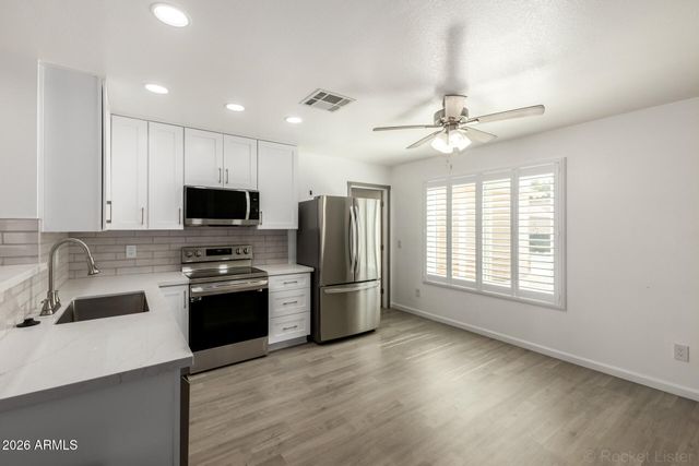 11818 W COLUMBINE Drive, El Mirage, AZ 85335