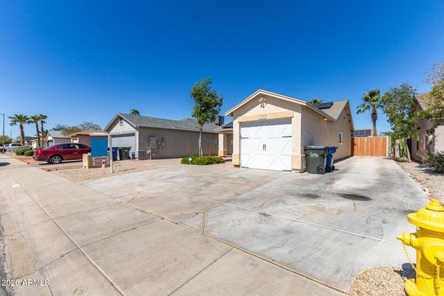 11818 W COLUMBINE Drive, El Mirage, AZ 85335