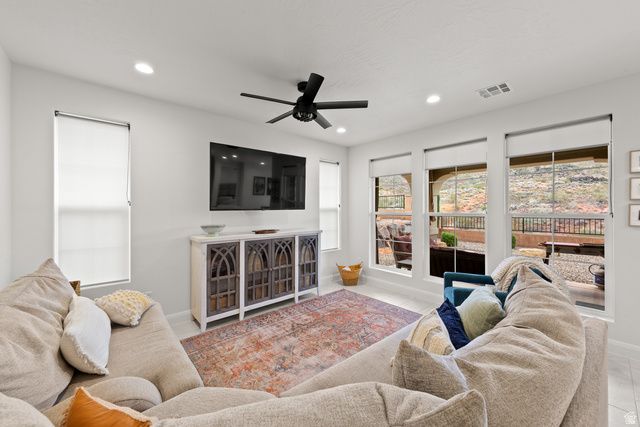 2388 E CASCADA WAY, Washington, UT 84780