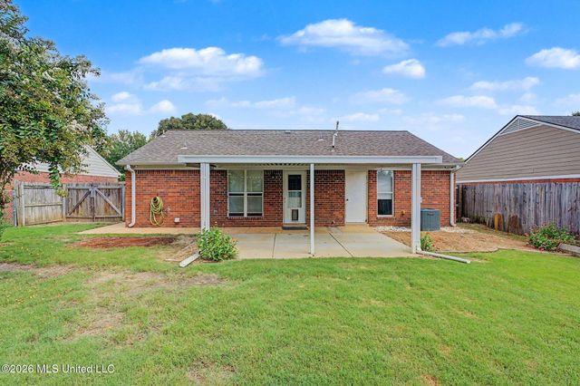 10435 Curtis Drive, Olive Branch, MS 38654