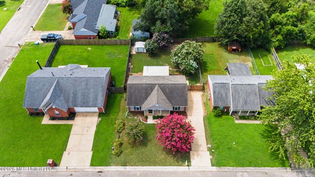 10435 Curtis Drive, Olive Branch, MS 38654