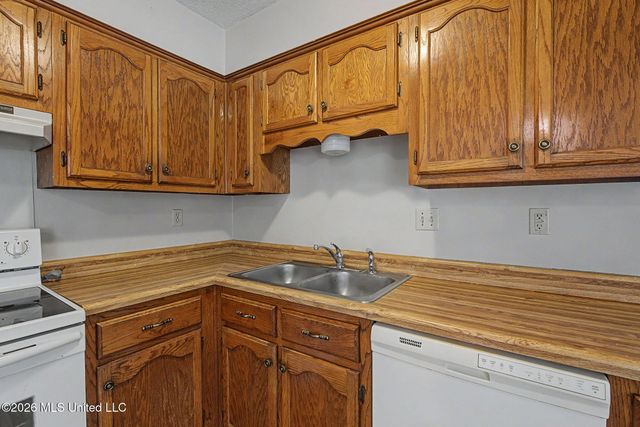 10435 Curtis Drive, Olive Branch, MS 38654