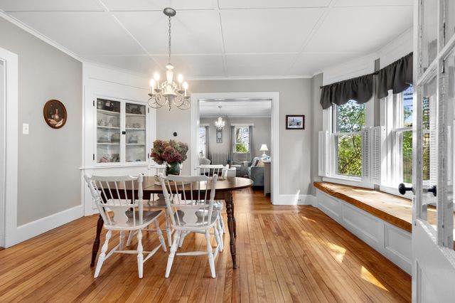 1 Sagamore St, Plymouth, MA 02360