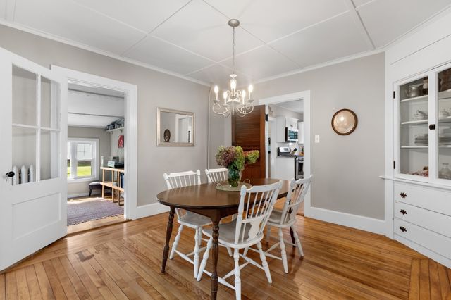 1 Sagamore St, Plymouth, MA 02360