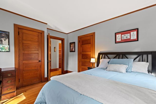 1 Sagamore St, Plymouth, MA 02360