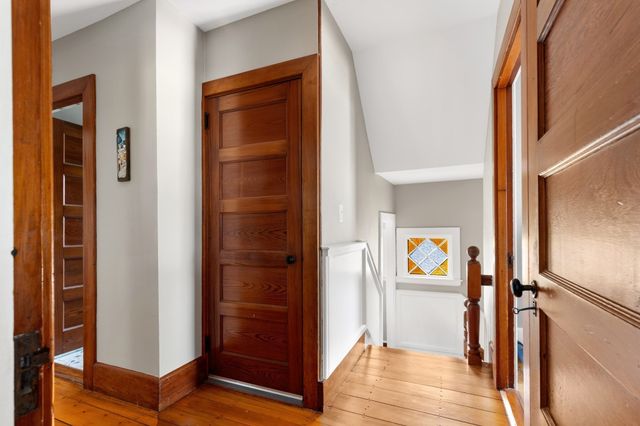 1 Sagamore St, Plymouth, MA 02360