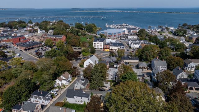 1 Sagamore St, Plymouth, MA 02360