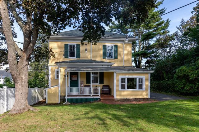 1 Sagamore St, Plymouth, MA 02360