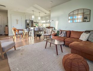 301 Border St 607, Boston, MA 02128