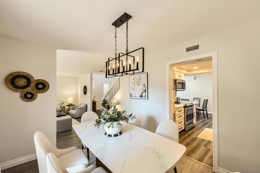 Image 10 of property listing at 5916 Portobelo Ct, San Diego, CA 92124