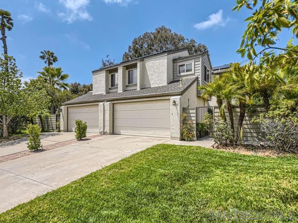 Image 2 of property listing at 5916 Portobelo Ct, San Diego, CA 92124