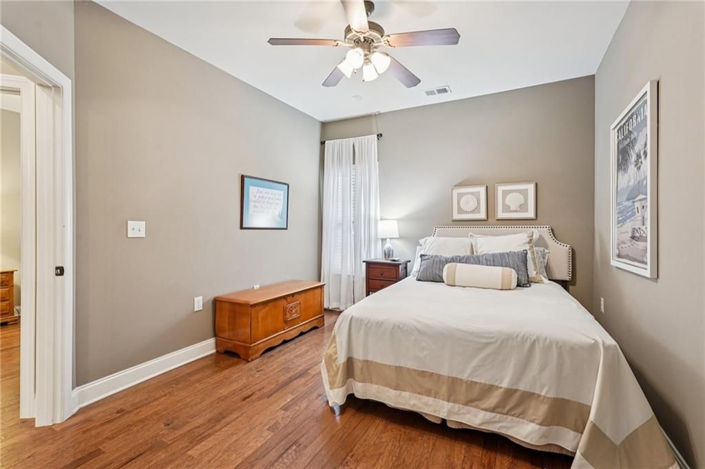 Image 21 of property listing at 4334 Lanier Ridge Walk 1403, Cumming, GA 30041