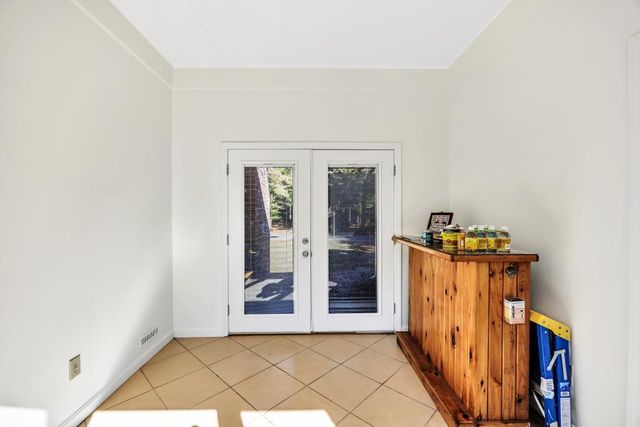 11 Dry Hollow Lane, Mashpee, MA 02649