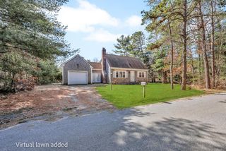 11 Dry Hollow Lane, Mashpee, MA 02649