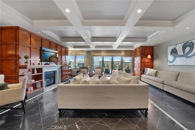 920 Granite Dr. 501, Pasadena, CA 91101