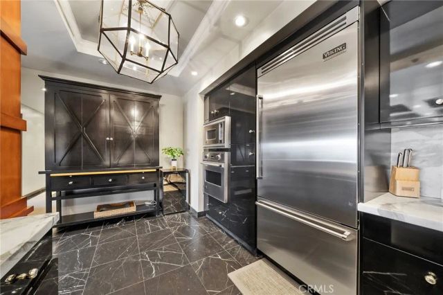 920 Granite Dr. 501, Pasadena, CA 91101