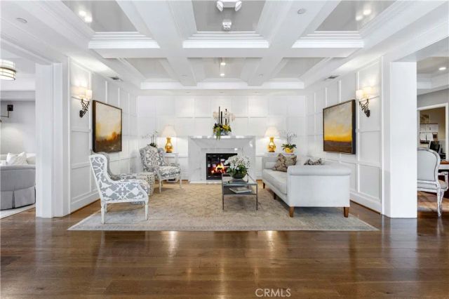 920 Granite Dr. 501, Pasadena, CA 91101