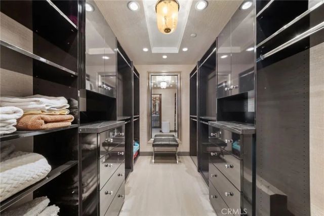 920 Granite Dr. 501, Pasadena, CA 91101