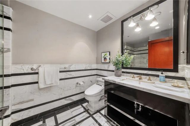 920 Granite Dr. 501, Pasadena, CA 91101