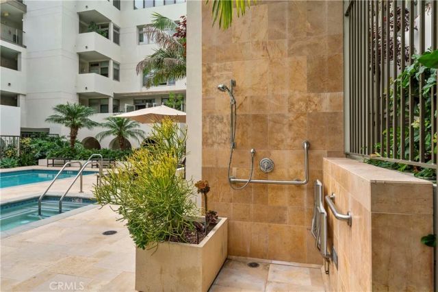 920 Granite Dr. 501, Pasadena, CA 91101