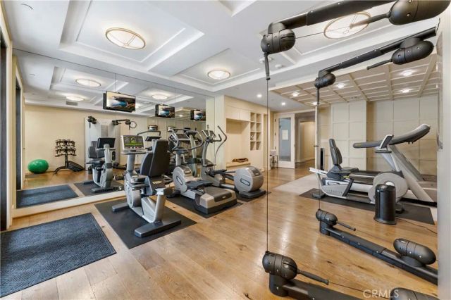 920 Granite Dr. 501, Pasadena, CA 91101