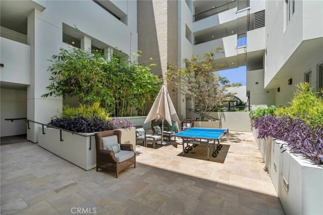 920 Granite Dr. 501, Pasadena, CA 91101