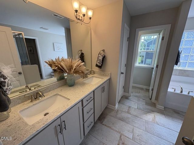 120 Railcar Way, Clayton, NC 27520