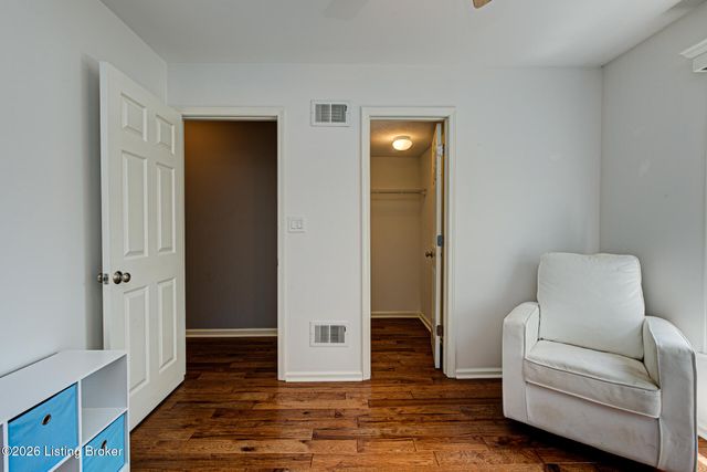 636 Cobblestone Square 636, Louisville, KY 40223