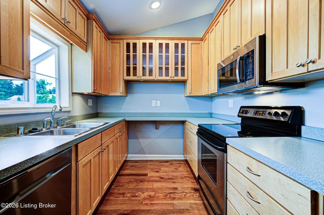 636 Cobblestone Square 636, Louisville, KY 40223