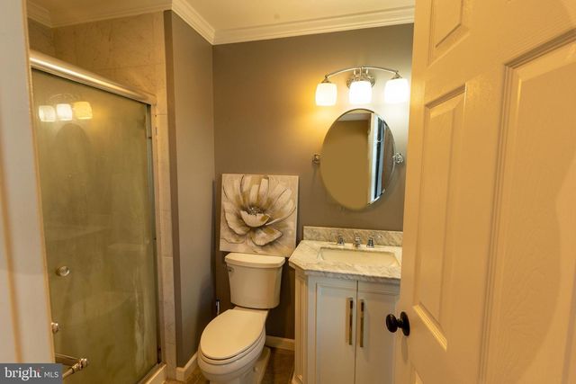 174 CAMBER LN, Mount Laurel, NJ 08054