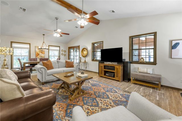 5680 Pratt Road, College Station, TX 77845