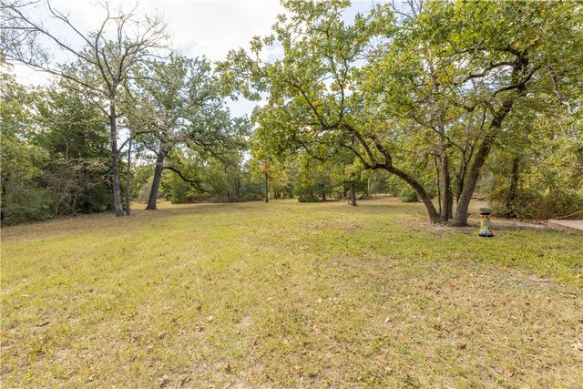 5680 Pratt Road, College Station, TX 77845