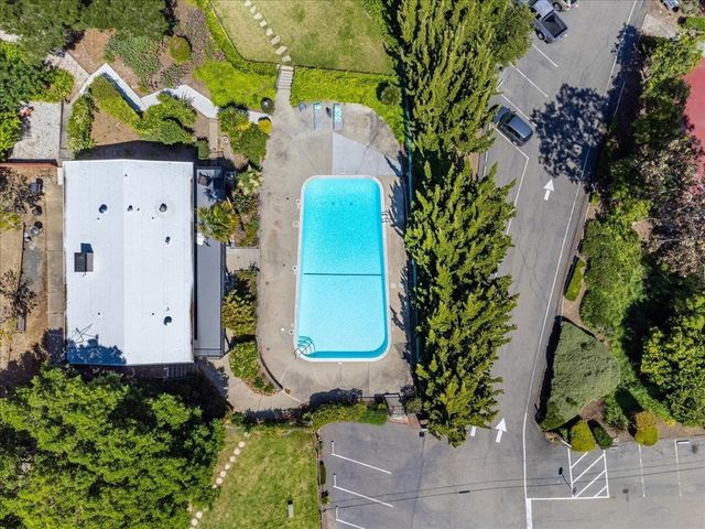 19100 19100 Crest Ave 15, Castro Valley, CA 94546