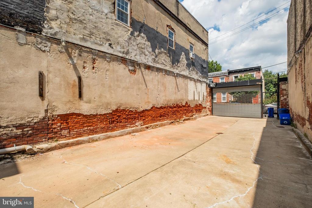 2013 E SUSQUEHANNA AVE #1, PHILADELPHIA, PA 19125 — photo 2